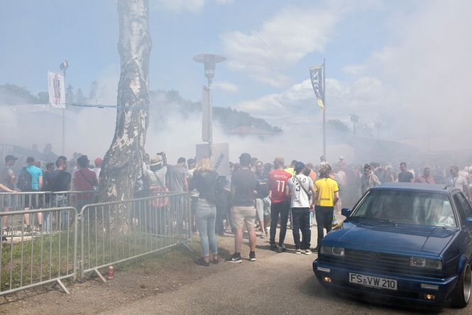 Самые безумные машины фестиваля GTI Treffen Самые безумные машины фестиваля GTI Treffen