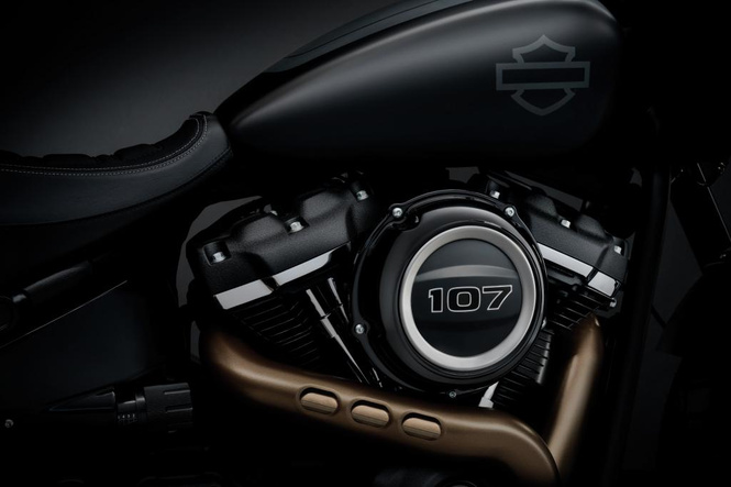 Кого-то этот новый Harley-Davidson нам напоминает… Кого-то этот новый Harley-Davidson нам напоминает…