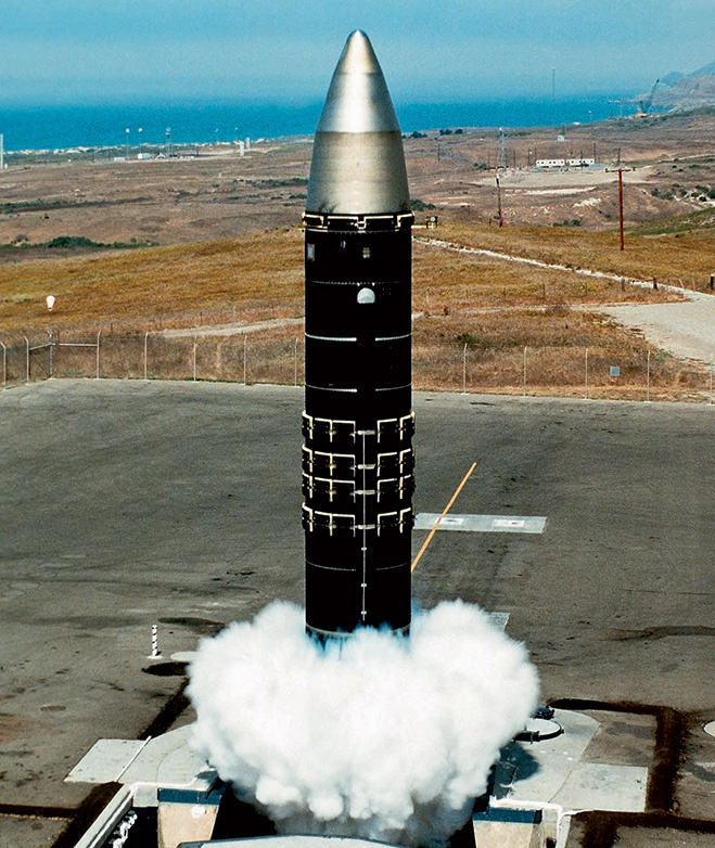 Ракета сс. МБР США LGM-118a «Peacekeeper» — MX. Ракета р-36м сатана. Р-36м баллистическая ракета. LGM-118.