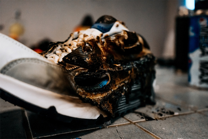 Nike Air Max 90 vs. жидкий борноэтиловый эфир Nike Air Max 90 vs. жидкий борноэтиловый эфир