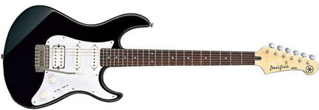 Yamaha Pacifica 012BL