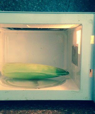 2 легких способа приготовить кукурузу в микроволновке за 5 минут