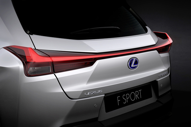Спортслово: кроссовер Lexus UX Спортслово: кроссовер Lexus UX